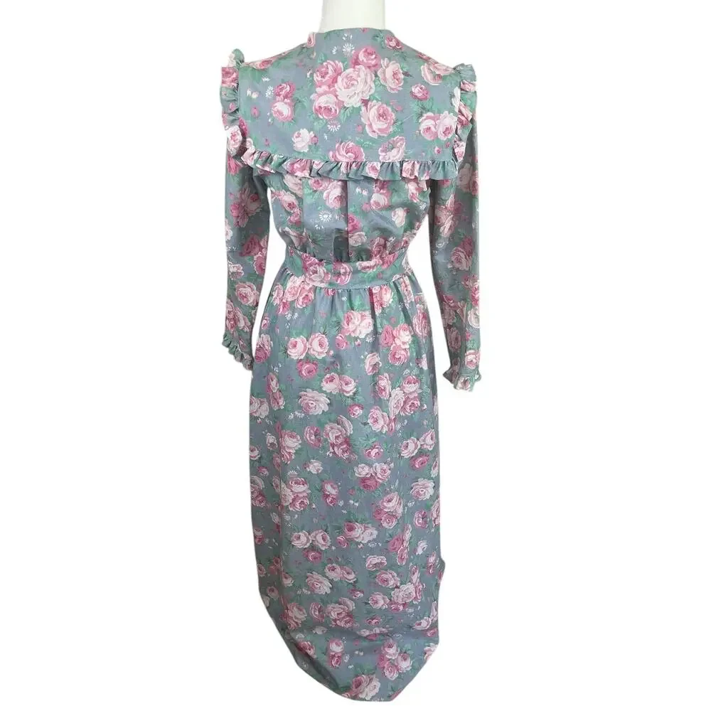 Vintage Komar Floral Robe Housecoat Ruffles Cottage Coquette USA Size Small - Picture 10 of 16